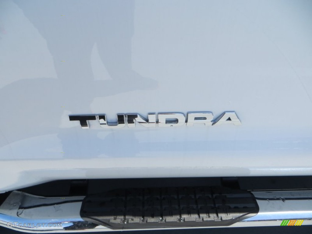 2013 Tundra Texas Edition CrewMax 4x4 - Super White / Graphite photo #17
