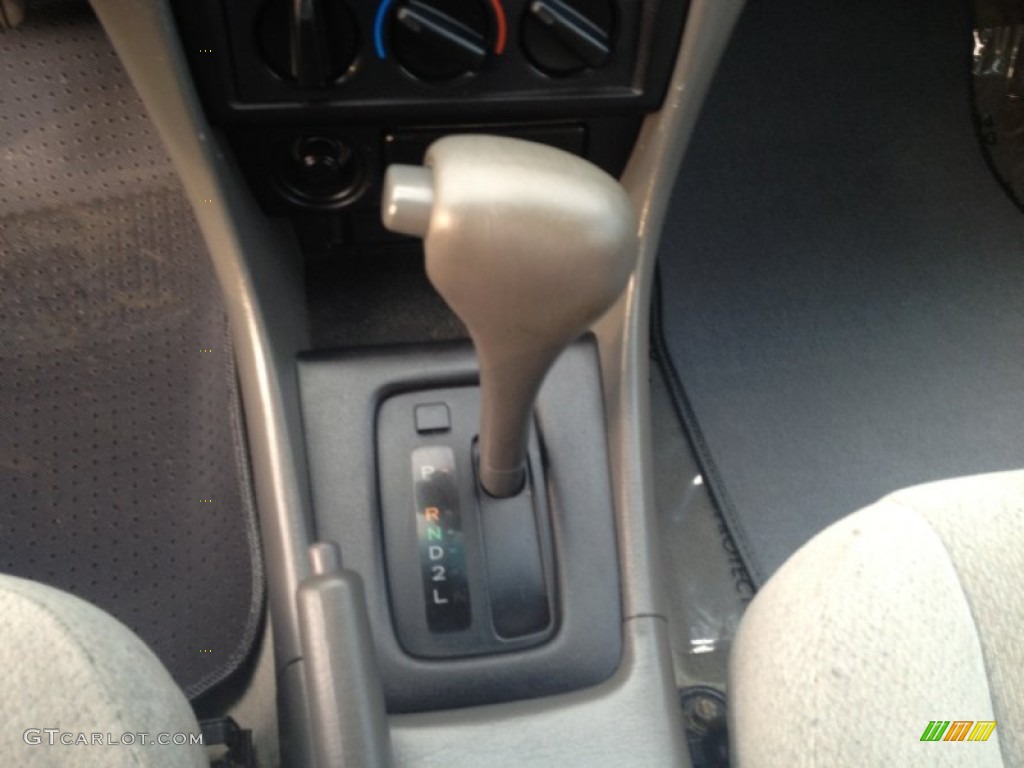 2001 Toyota Camry LE Transmission Photos