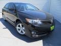 Attitude Black Metallic - Camry SE Photo No. 2