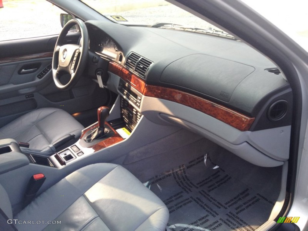 2002 BMW 5 Series 525i Wagon Grey Dashboard Photo #79647122