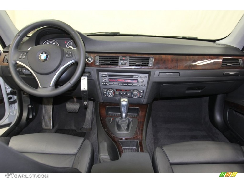 2011 BMW 3 Series 335i Coupe Black Dashboard Photo #79649166