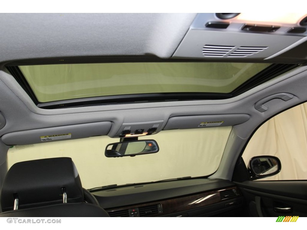 2011 3 Series 335i Coupe - Titanium Silver Metallic / Black photo #28