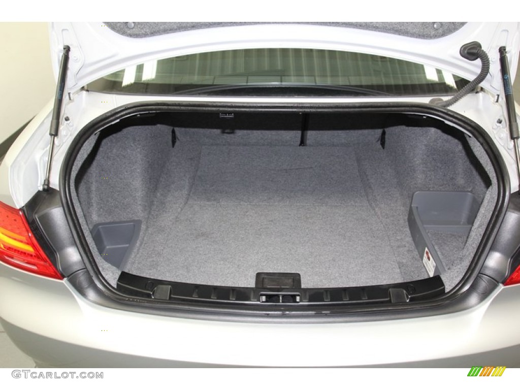 2011 BMW 3 Series 335i Coupe Trunk Photo #79649684