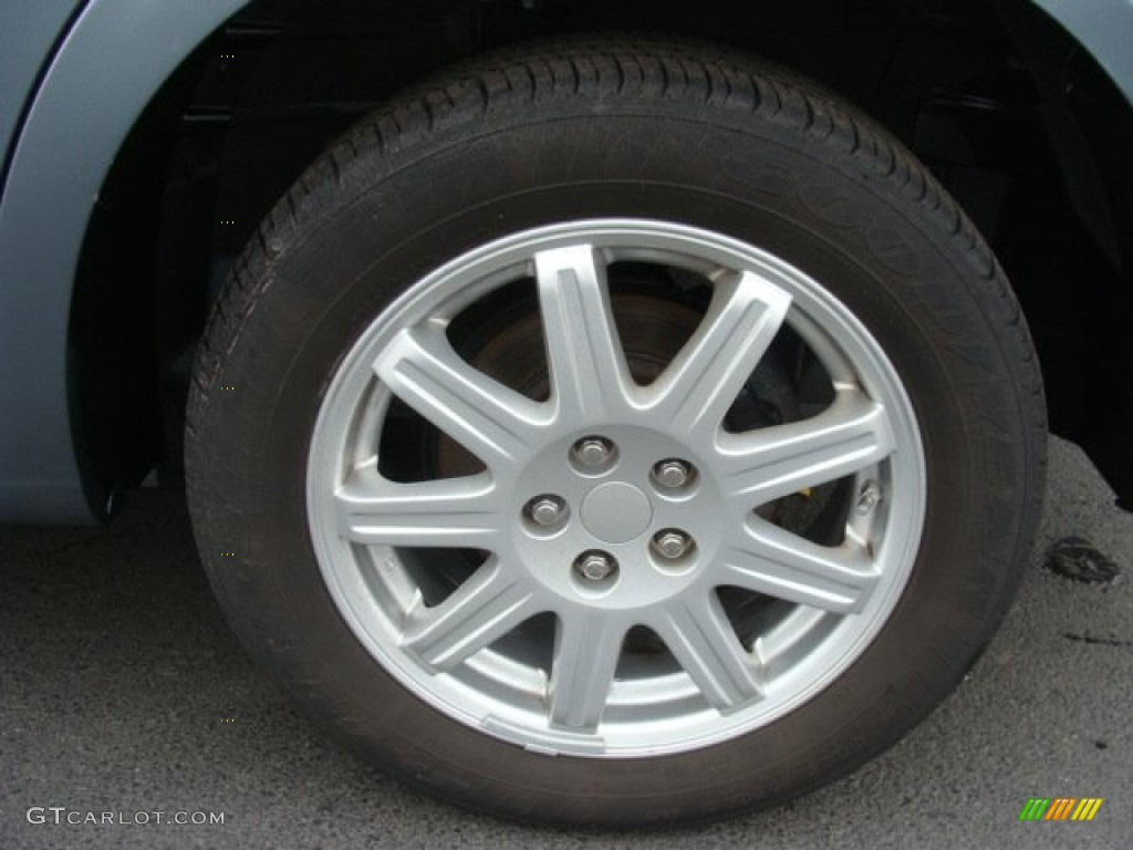 2010 Chrysler PT Cruiser Classic Wheel Photos