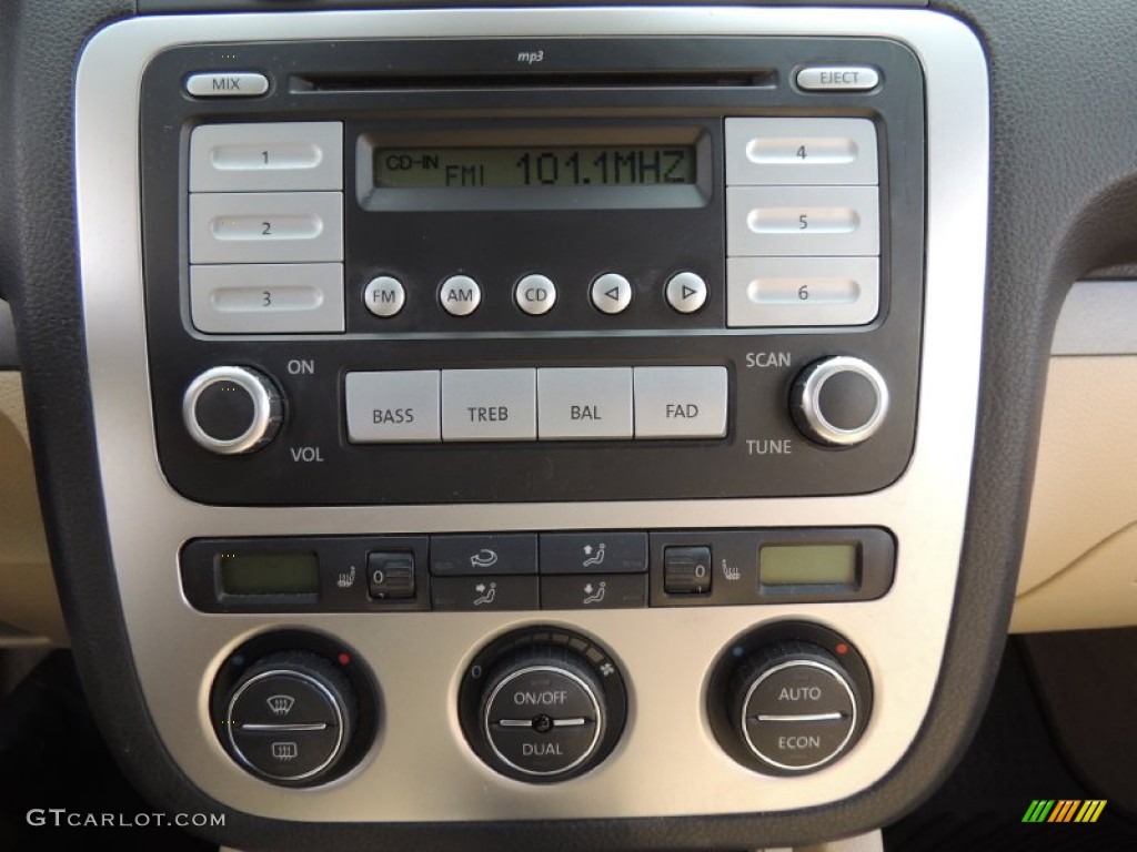 2007 Volkswagen Eos 2.0T Controls Photo #79651499