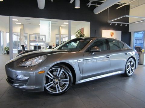2013 Porsche Panamera V6 Data, Info and Specs