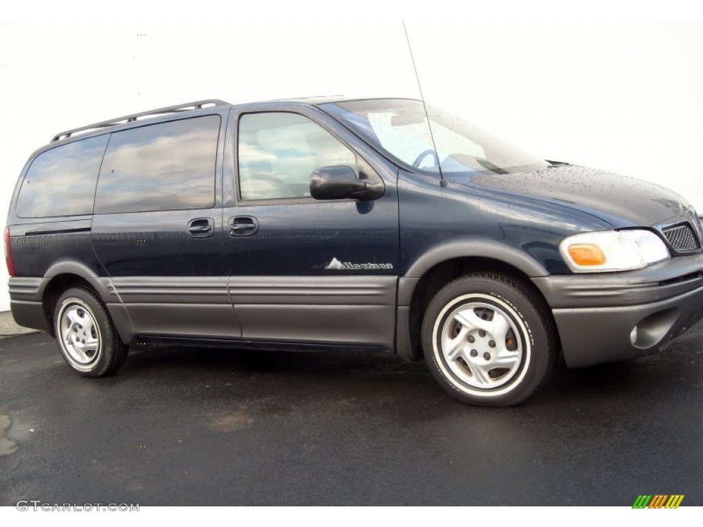 pontiac minivan 2002