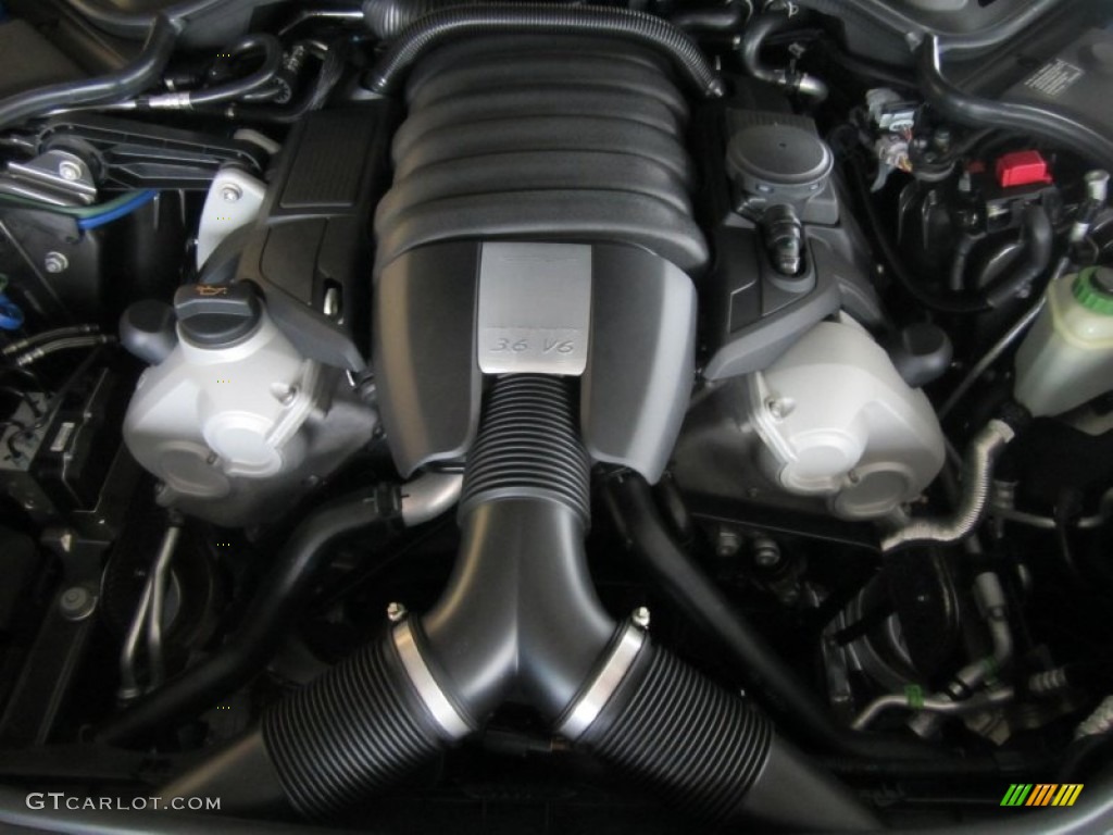 2013 Porsche Panamera V6 Engine Photos