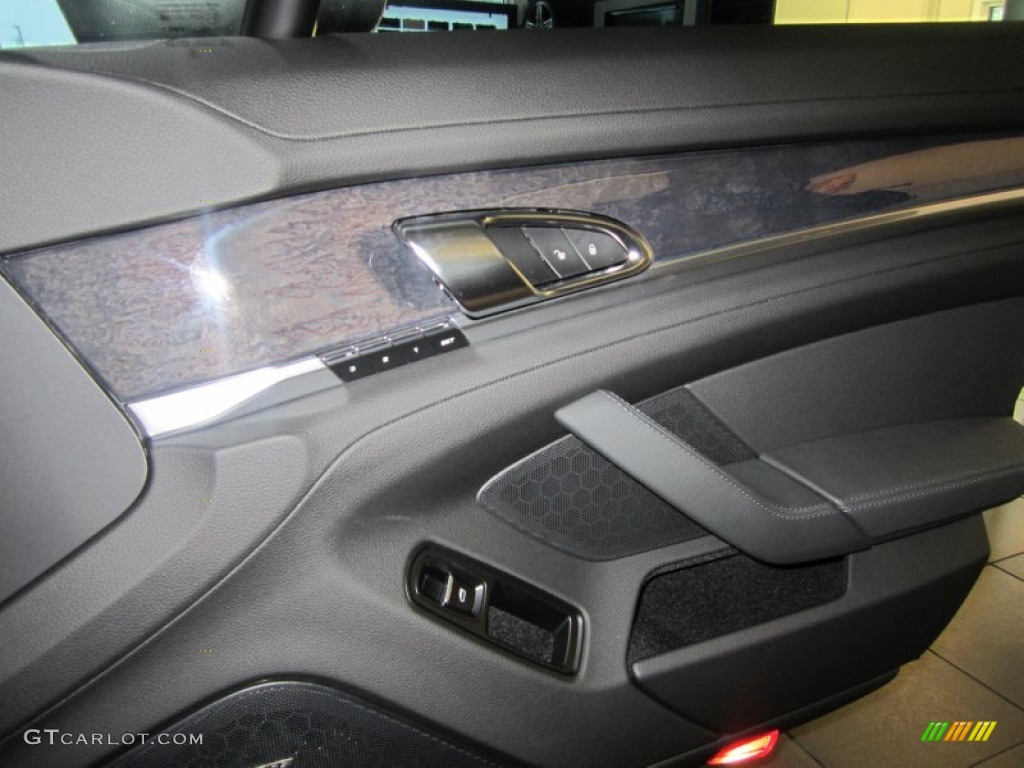 2013 Porsche Panamera V6 Door Panel Photos