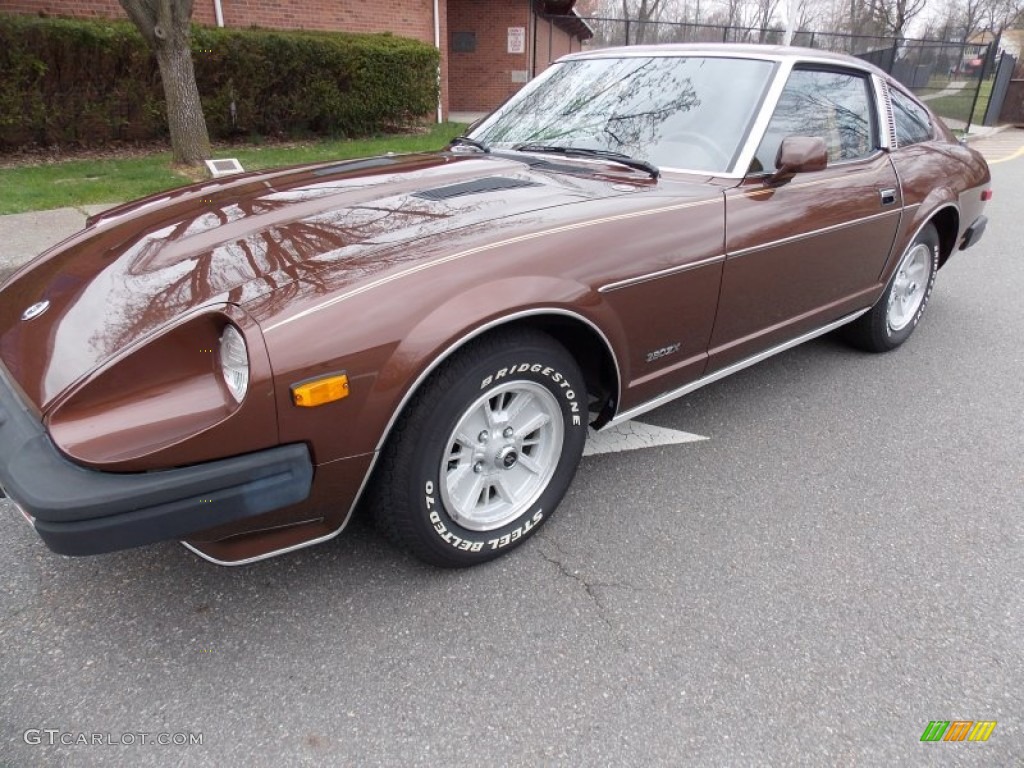 Mohogany Metallic 1979 Datsun 280ZX Fastback Exterior Photo #79655938