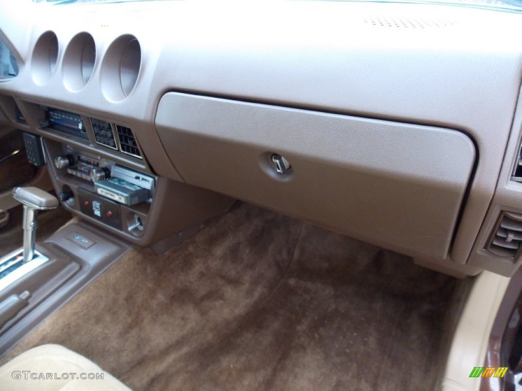 1979 Datsun 280ZX Fastback Tan Dashboard Photo #79656587