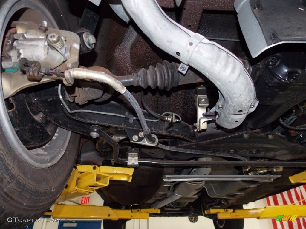 1979 Datsun 280ZX Fastback Undercarriage Photo #79657082