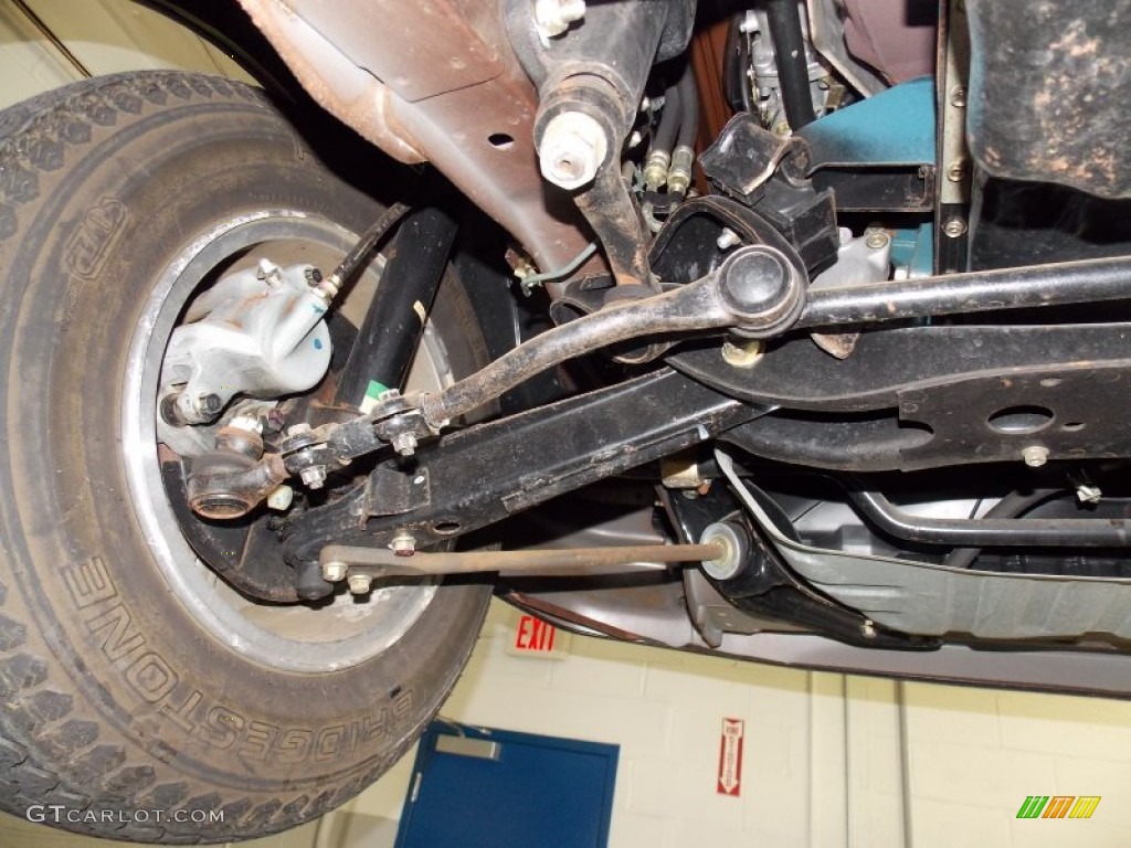 1979 Datsun 280ZX Fastback Undercarriage Photo #79657170