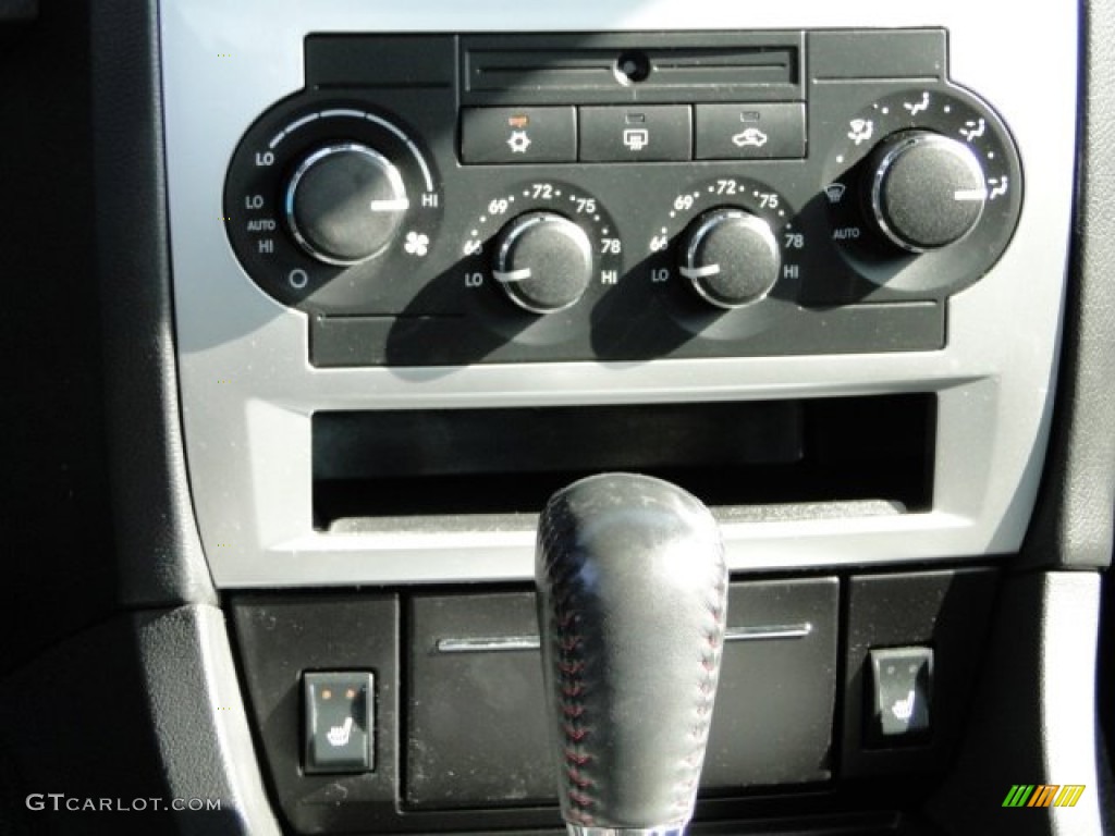 2007 Dodge Charger SRT-8 Controls Photo #79657472