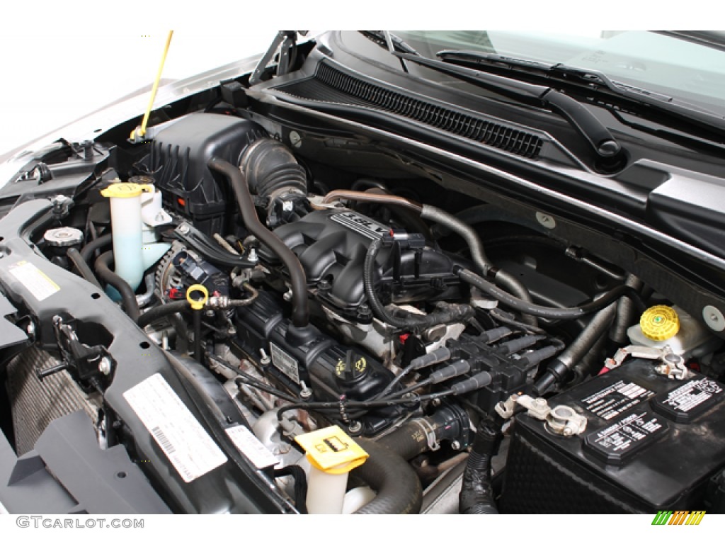 2008 Chrysler Town & Country Touring 3.8 Liter OHV 12-Valve V6 Engine Photo #79661980