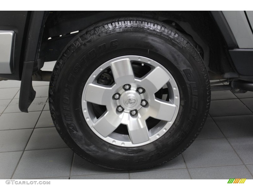 2010 Toyota FJ Cruiser Standard FJ Cruiser Model Wheel Photos