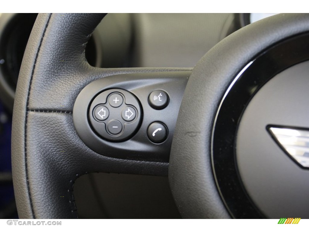 2013 Mini Cooper Paceman Controls Photo #79664478
