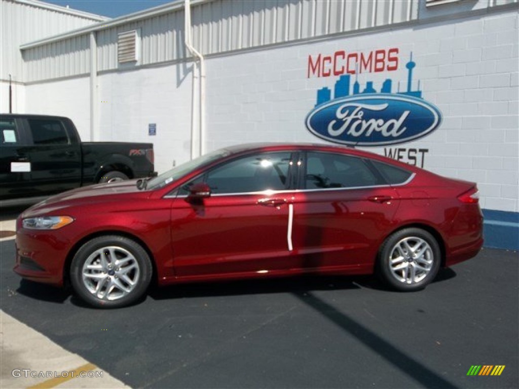 2013 Fusion SE 1.6 EcoBoost - Ruby Red Metallic / Dune photo #3