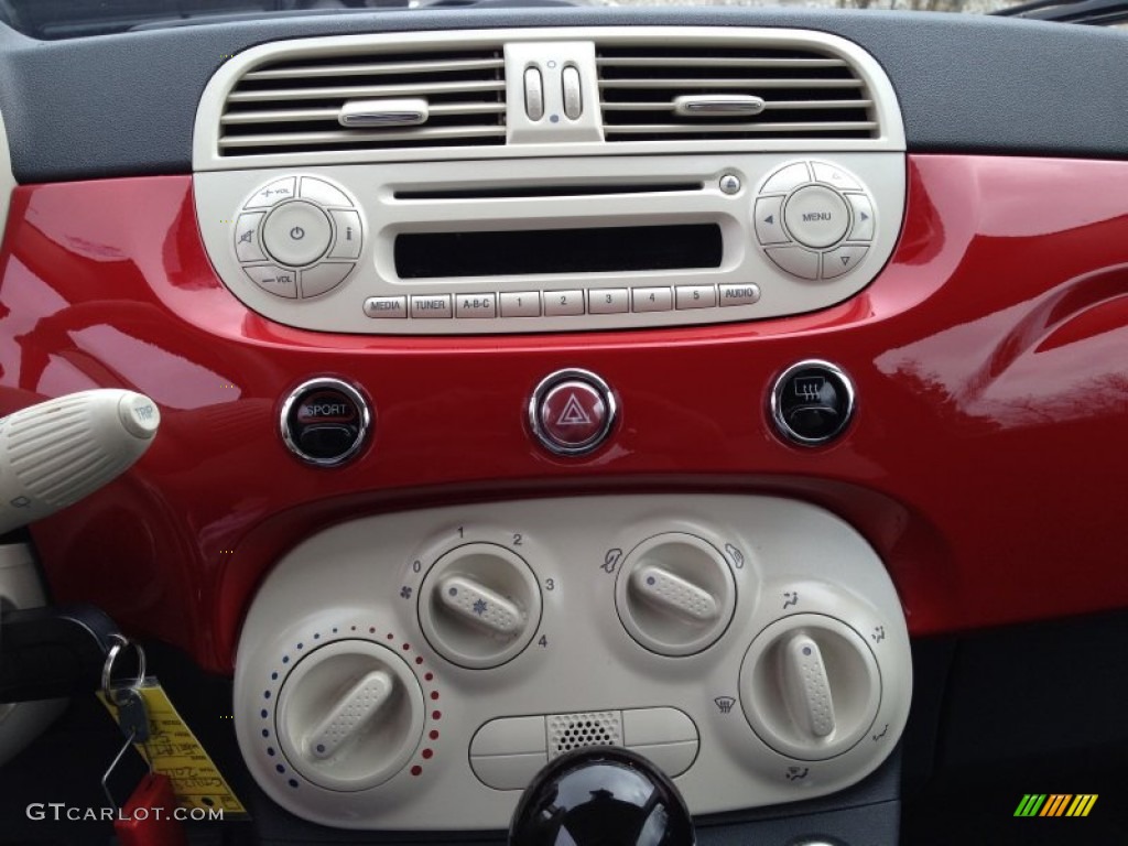 2012 Fiat 500 Pop Controls Photo #79664649