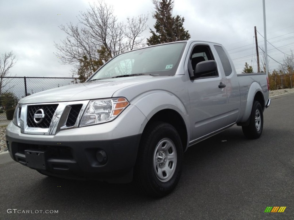 2011 Frontier S King Cab - Radiant Silver Metallic / Graphite photo #1