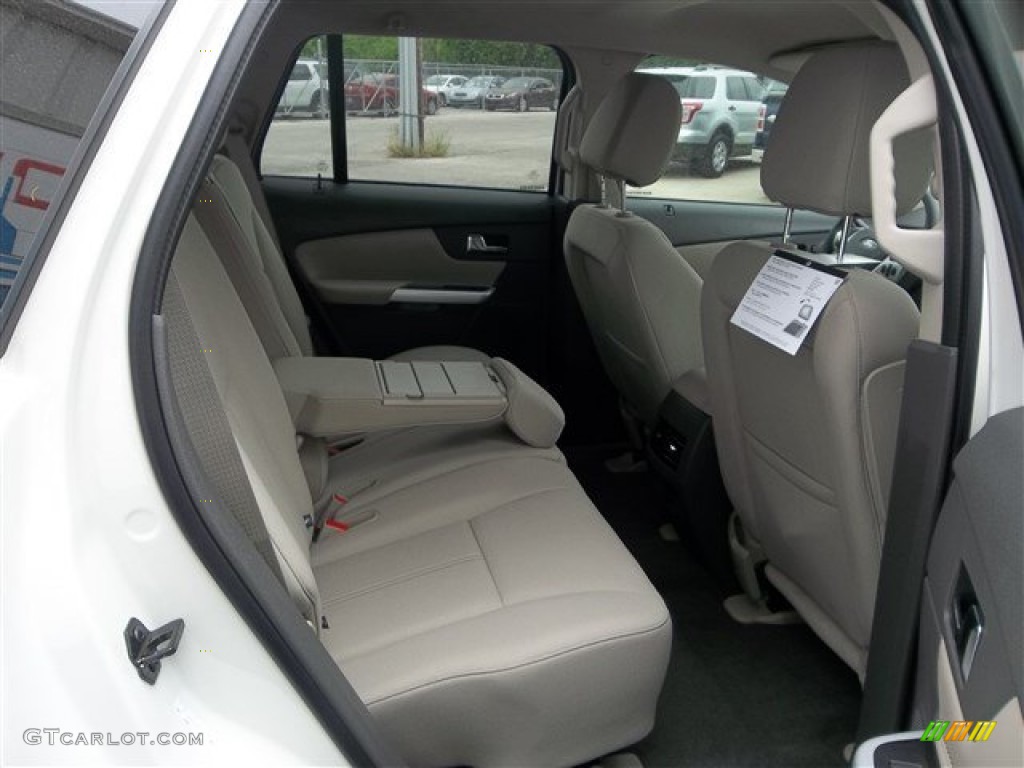 2013 Ford Edge SE Rear Seat Photos