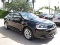 Black - Jetta SE Sedan Photo No. 7