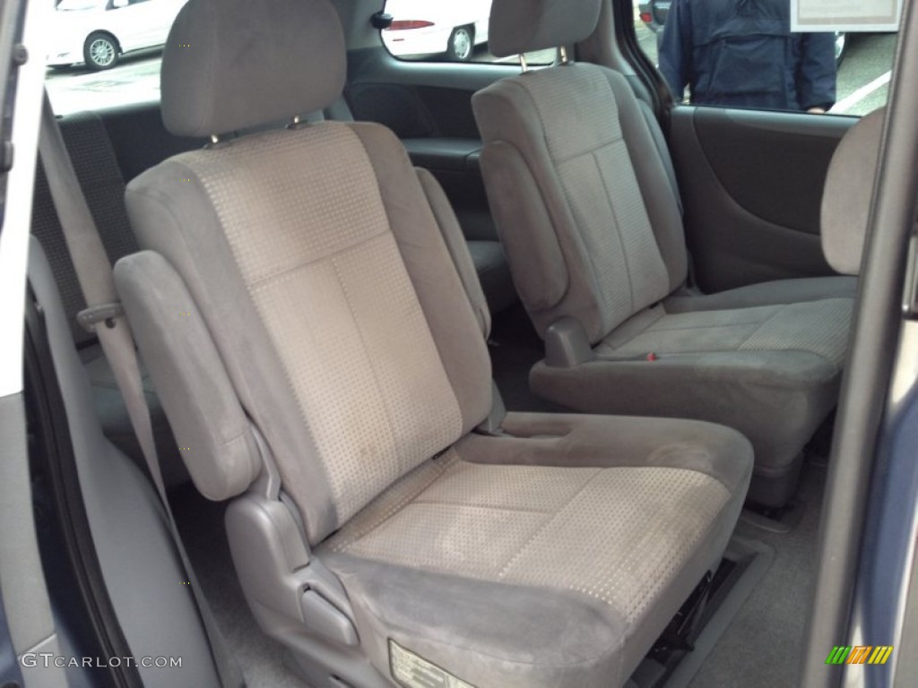 2006 Mazda MPV LX Rear Seat Photo #79667988