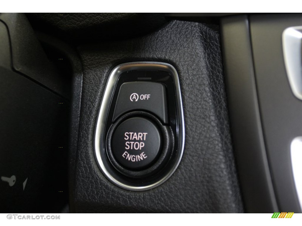 2013 3 Series 328i Sedan - Glacier Silver Metallic / Black photo #22