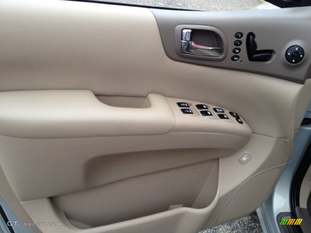 2012 Sedona EX - Silverstone Beige / Beige photo #12