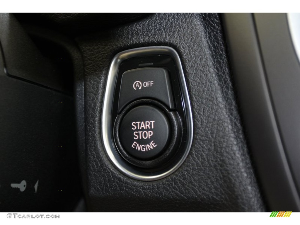 2013 3 Series 335i Sedan - Glacier Silver Metallic / Black photo #23