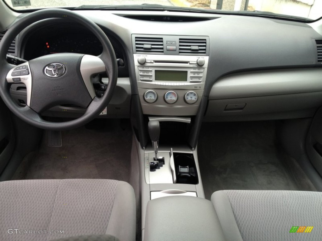 2010 Camry LE - Magnetic Gray Metallic / Ash Gray photo #11