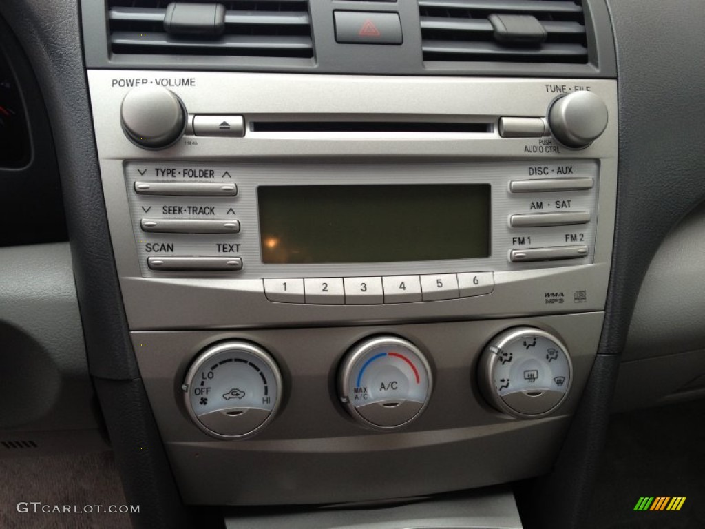2010 Camry LE - Magnetic Gray Metallic / Ash Gray photo #18