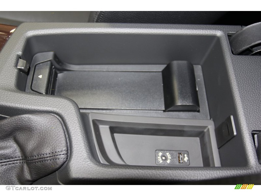 2013 3 Series 328i Sedan - Glacier Silver Metallic / Black photo #21