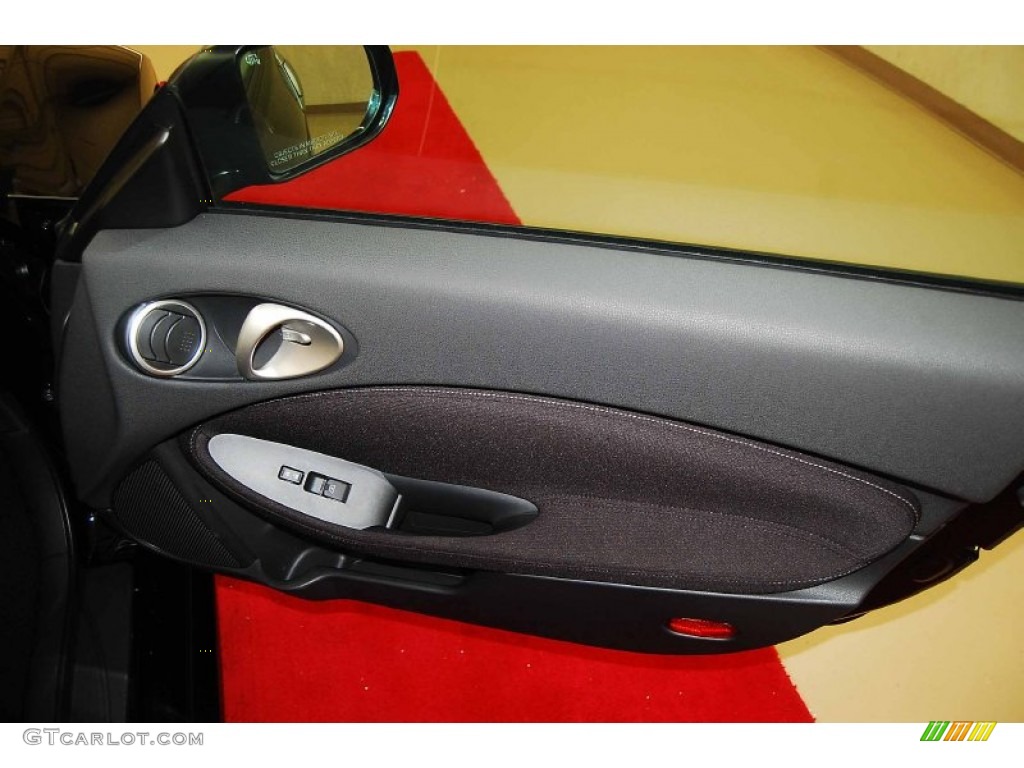 2012 Nissan 370Z Sport Coupe Door Panel Photos