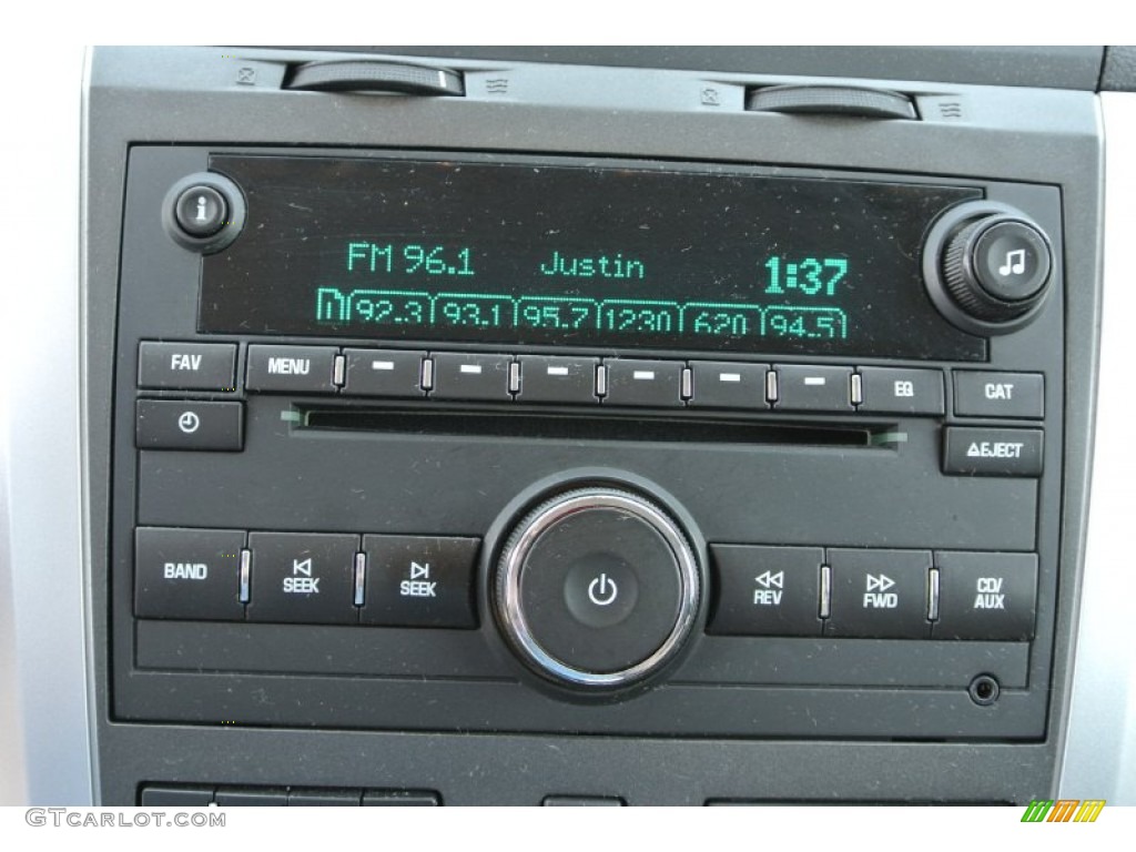 2012 Chevrolet Traverse LT Audio System Photos