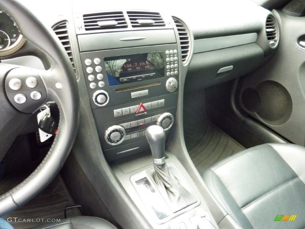 2005 Mercedes-Benz SLK 55 AMG Roadster Controls Photo #79675269