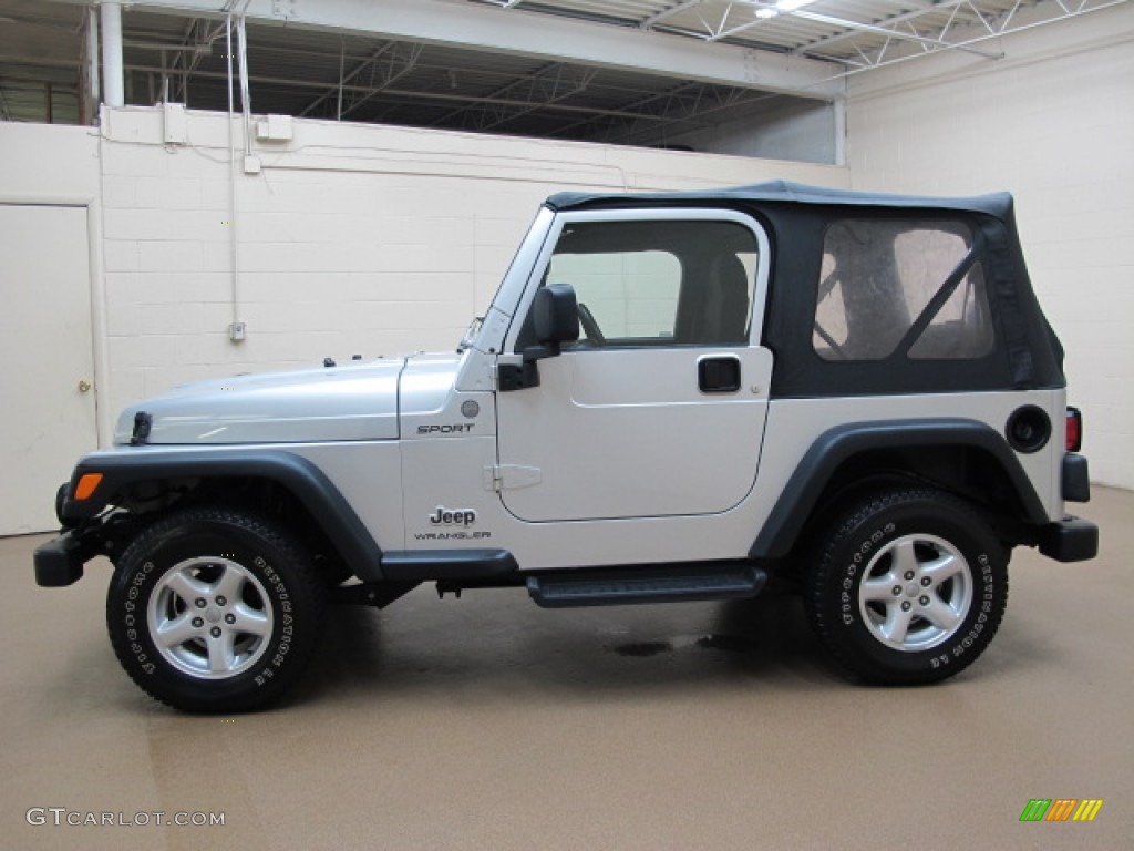 2004 Wrangler Sport 4x4 - Bright Silver Metallic / Dark Slate Gray photo #4