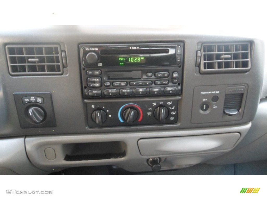 2002 F250 Super Duty XLT SuperCab 4x4 - Oxford White / Medium Flint photo #22