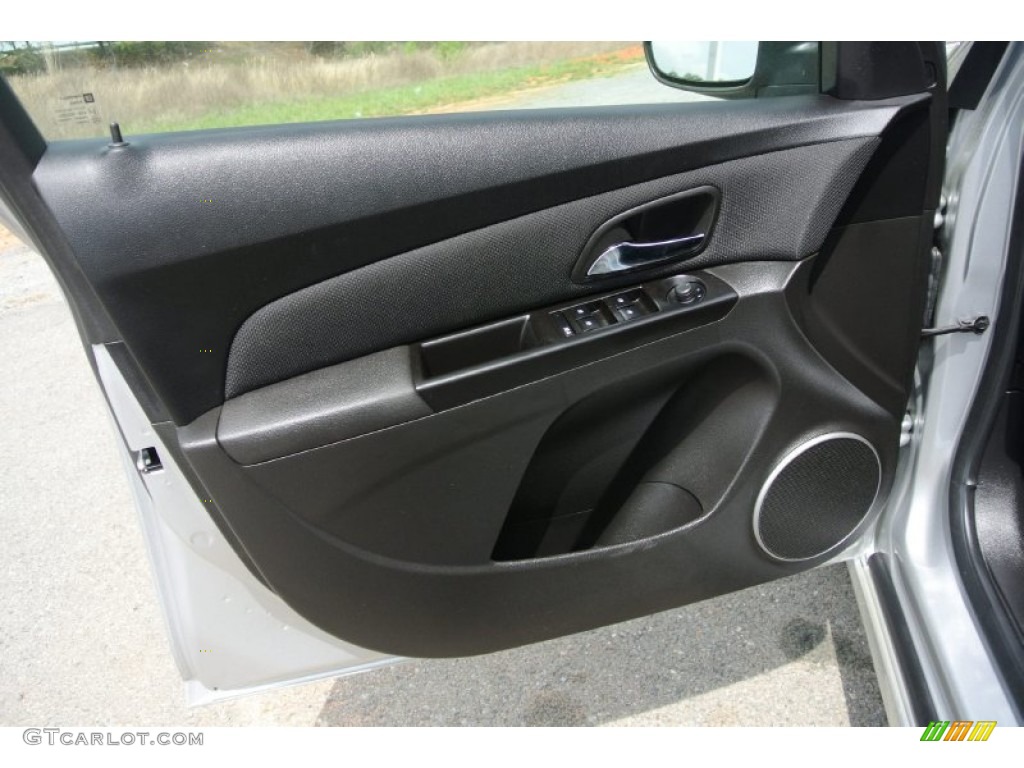 2012 Chevrolet Cruze LT/RS Jet Black Door Panel Photo #79676679