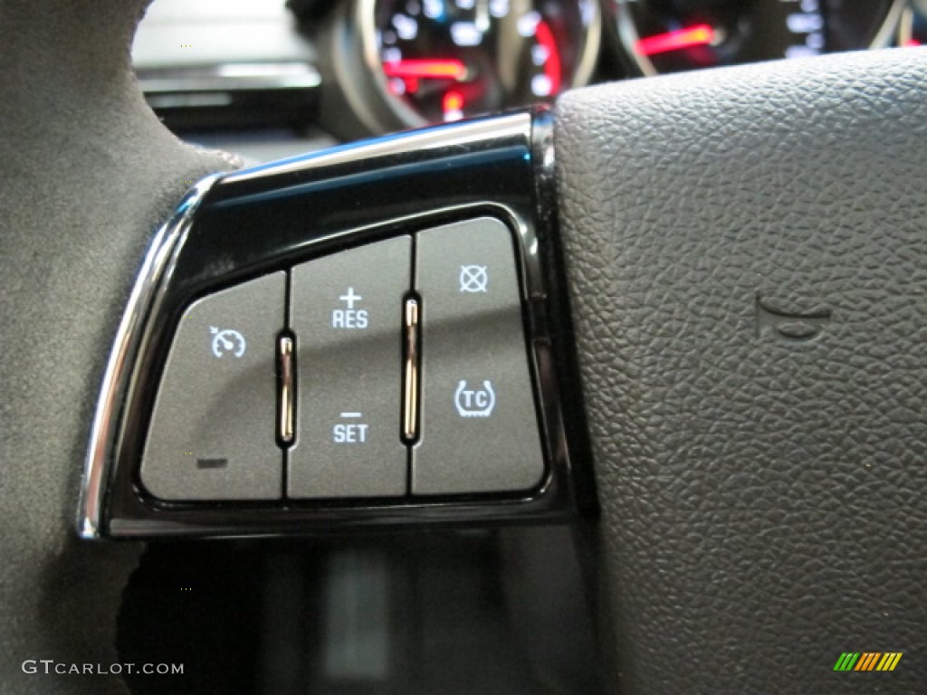 2011 Cadillac CTS -V Coupe Controls Photo #79677226