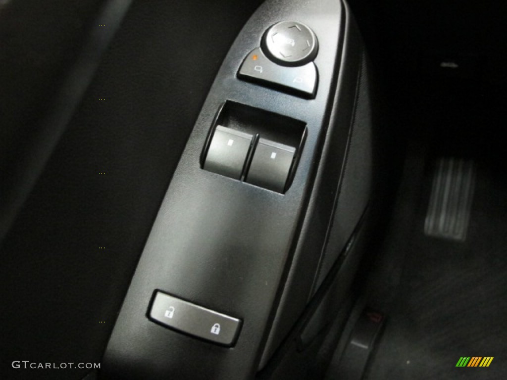 2011 Cadillac CTS -V Coupe Controls Photo #79677234