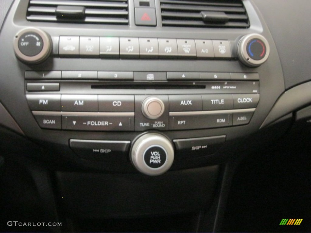 2010 Honda Accord LX Sedan Controls Photos