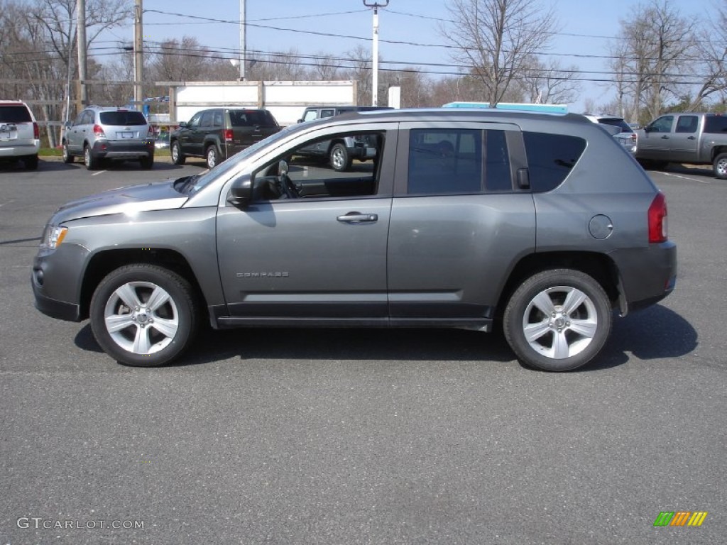 2011 Compass 2.4 Latitude 4x4 - Mineral Gray Metallic / Dark Slate Gray photo #6