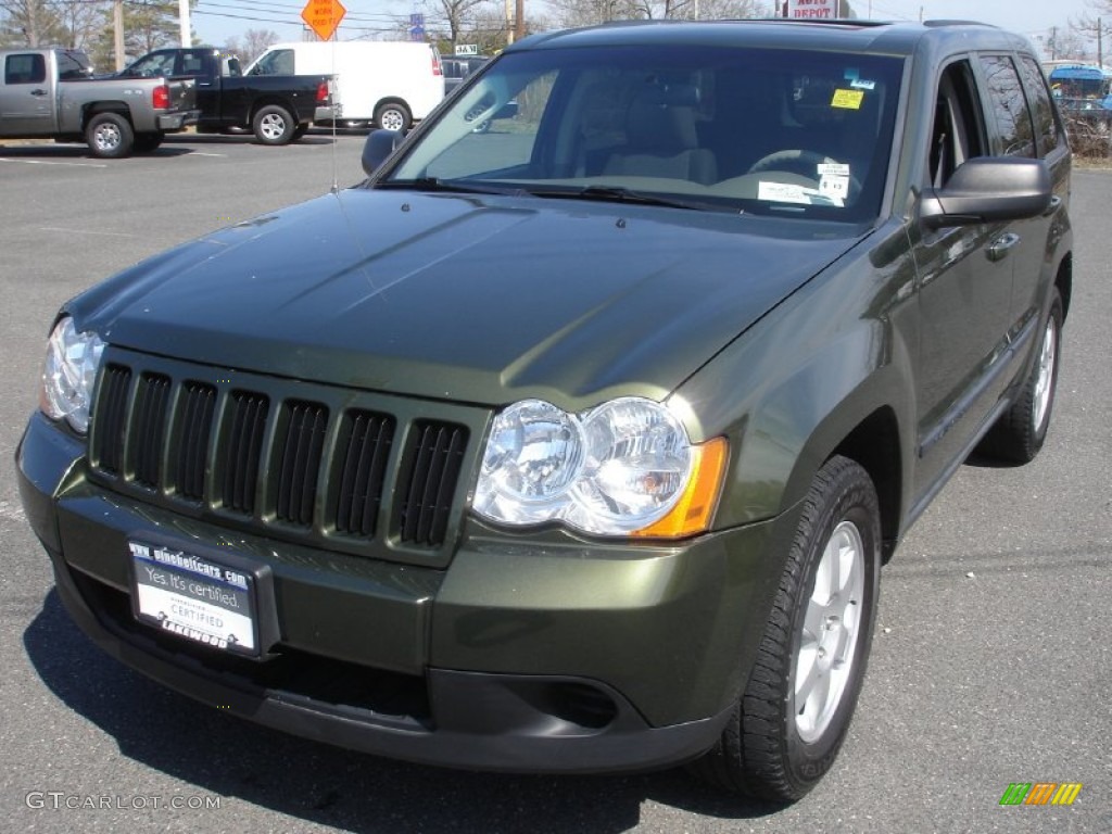 2008 Grand Cherokee Laredo 4x4 - Jeep Green Metallic / Dark Slate Gray photo #1