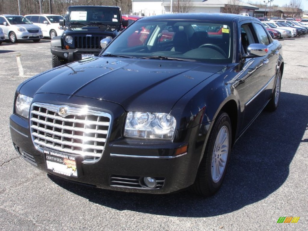 2010 Brilliant Black Crystal Pearl Chrysler 300 Touring