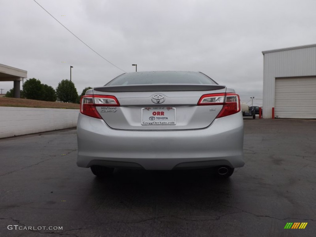 2013 Camry SE - Classic Silver Metallic / Black photo #7