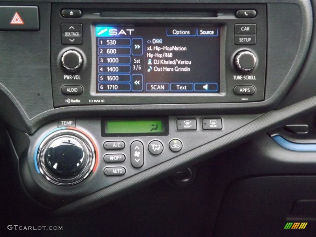 2013 Toyota Prius c Hybrid Three Controls Photo #79682952