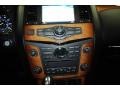 Liquid Platinum - QX 56 4WD Photo No. 26