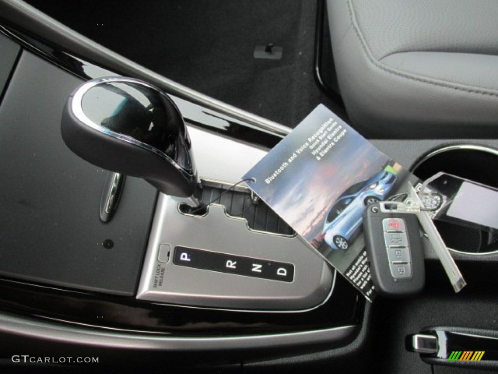 2013 Elantra Limited - Indigo Night / Gray photo #8
