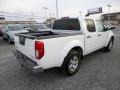 2013 Glacier White Nissan Frontier SV V6 Crew Cab 4x4  photo #7